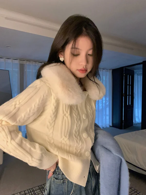 Furry Collar Knitted Cream Cardigan Top